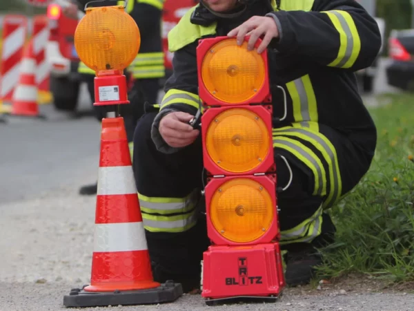 Blitzleuchte TriBlitz, Akkubetrieb - Bild 5